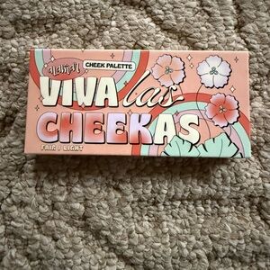Alamar Viva Las Cheekas Blush Palette - Fair/Light